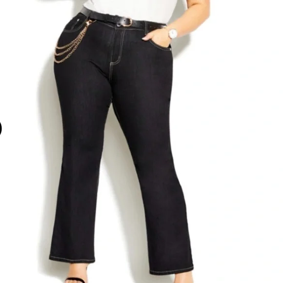 CITY CHIC Jeans 
CC Short Bootleg Jean - black - Picture 3 of 6